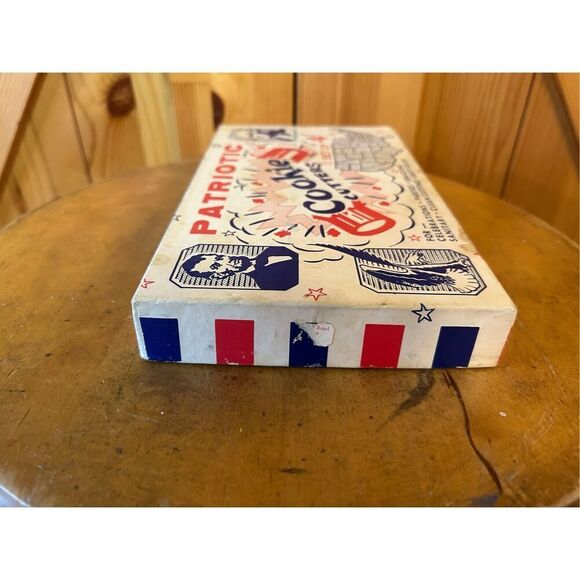 Rare Vintage Patriotic Metal Cookie Cutters 4 pc set (8783) - Picture 5 of 8